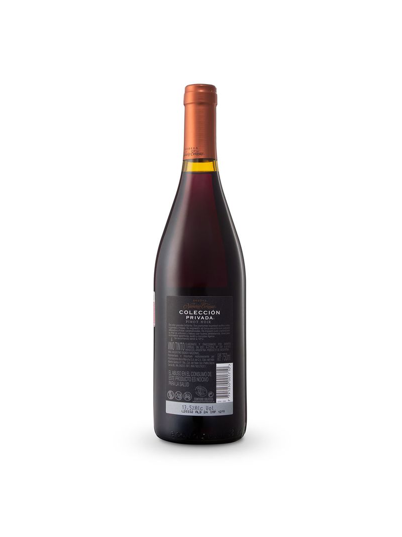 VAT29077-Vinoteca-Tto-N-Correas-Col-Priv-Pinot-Noir-750-Ml-002.jpg