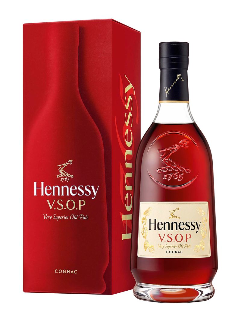 C5023-Vinoteca-Cognac-Hennessy-VSOP-700ml-002.jpg