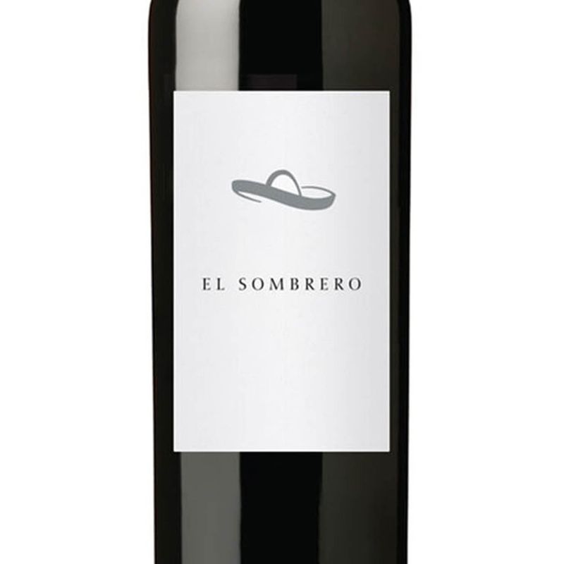 VMT36380-Vinoteca-Tto-Sombrero-750Ml-002.jpg