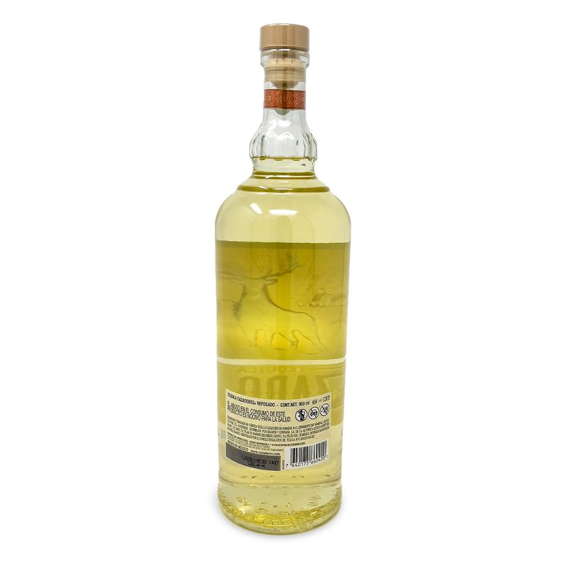 T7445-Vinoteca-Tequila-Cazadores-Reposado-Nueva-Ed-950Ml-002.jpg