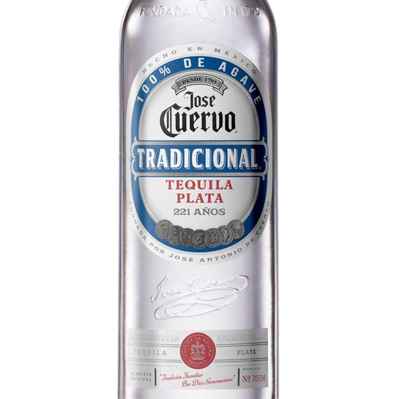 T27797-Vinoteca-Tequila-Cuervo-Tradicional-Plata-695Ml-002.jpg