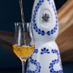 T27619-Vinoteca-Tequila-Clase-Azul-Reposado-750-Ml-004.jpg