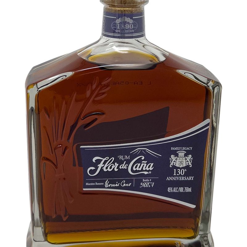 R24827-Vinoteca-Ron-Flor-De-Cana-130-Aniversario-750ml-005.jpg
