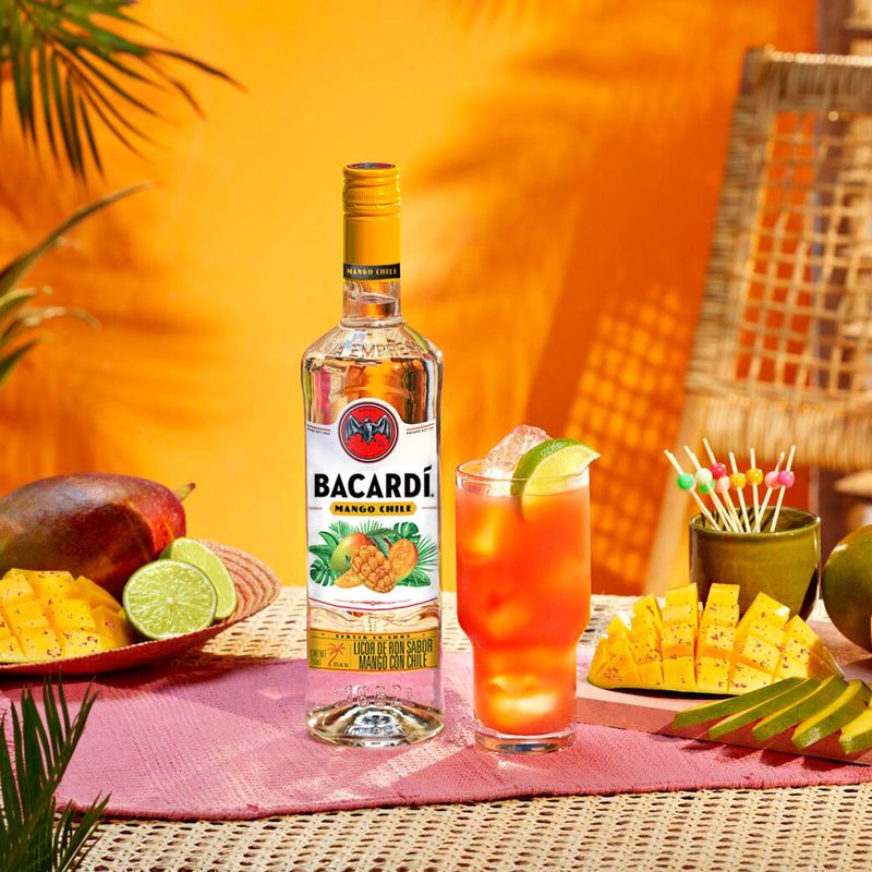 R24828-Vinoteca-Ron-Bacardi-Mango-Chile-750Ml-003.jpg