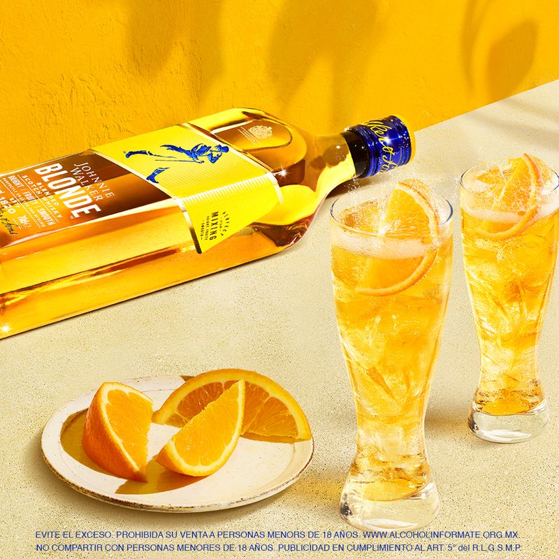 W43492-Vinoteca-Whisky-Jwalker-Blonde-700Ml-002.jpg