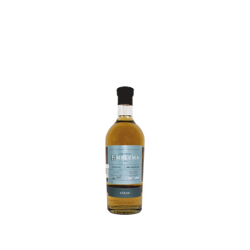 T7499-Vinoteca-Tequila-Casa-Emblema-Munag-Anejo-750-ml-002.jpg