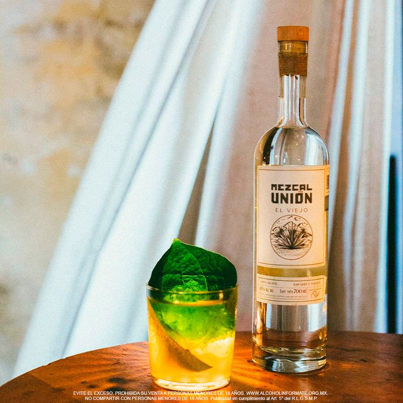 T28348-Vinoteca-Mezcal-Union-Viejo-700Ml-002.jpg
