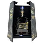 R24703-Vinoteca-Ron-Flor-De-Cana-25-Anos-750Ml-007.jpg