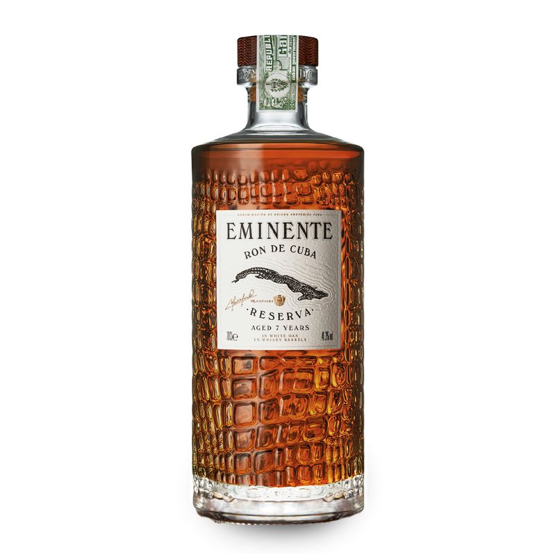 R24843-Vinoteca-Ron-Eminente-Reserva-700-ml-001.jpg