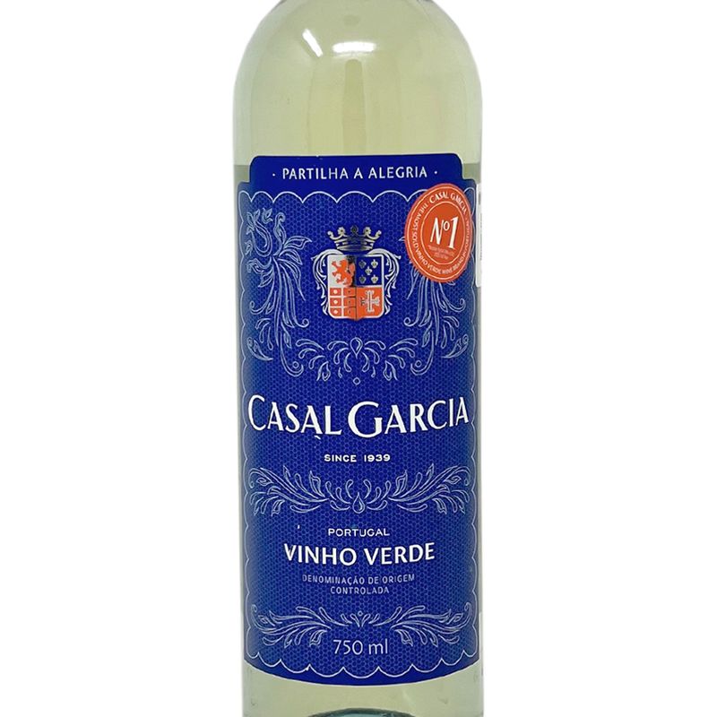 https---vinoclubrewards.com-usuario.ecommerce-skuimagenes-VPB002-Vinoteca-Bco-Casal-Garcia-Vhino-Verde-002.jpg