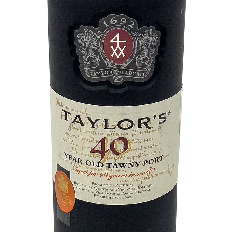 O20006-Vinoteca-Oporto-Taylors-40-Anos-750Ml-003