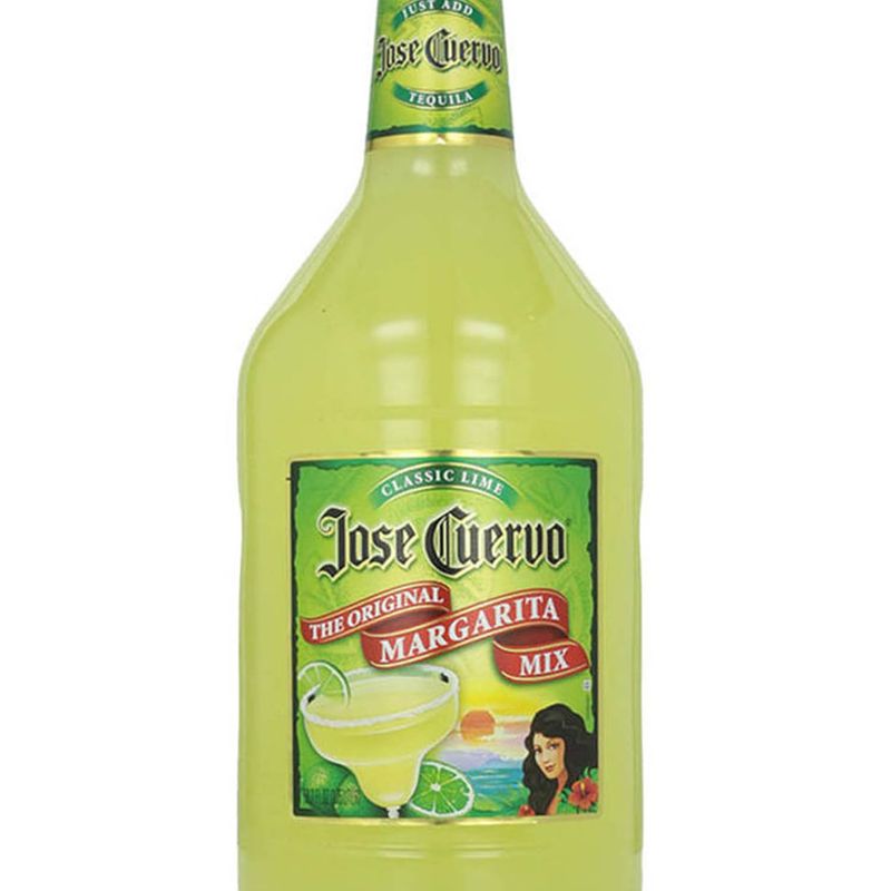 M18006-Vinoteca-Margarita-Mix-Cuervo-Limon-Lto-002.jpg