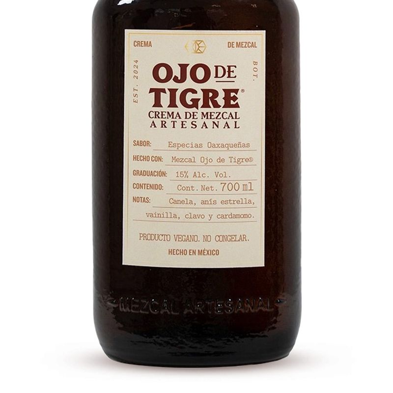 LA16416-Vinoteca-Licor-Ojo-De-Tigre-700-Ml-002.jpg