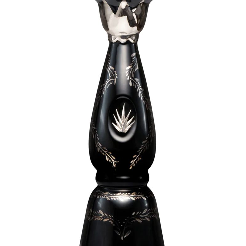 T7385-Vinoteca-Tequila-Clase-Azul-Ultra-750ml-002.jpg
