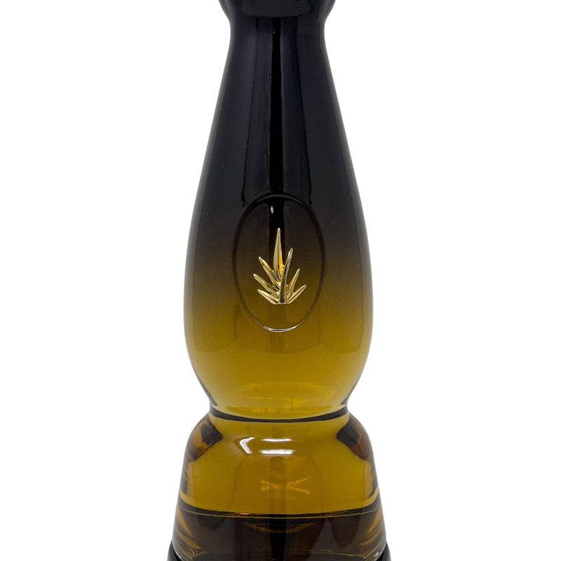 T7391-Vinoteca-Tequila-Clase-Azul-Gold-750Ml-006.jpg