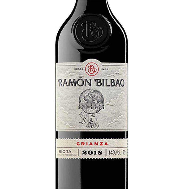VET31974-Vinoteca-Vino-Tinto-Ramon-Bilbao-Crianza-750-ml-002.jpg