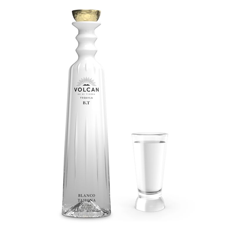 T7512-Vinoteca-Tequila-Volcan-Blanco-Tahona-750-ml-003.jpg