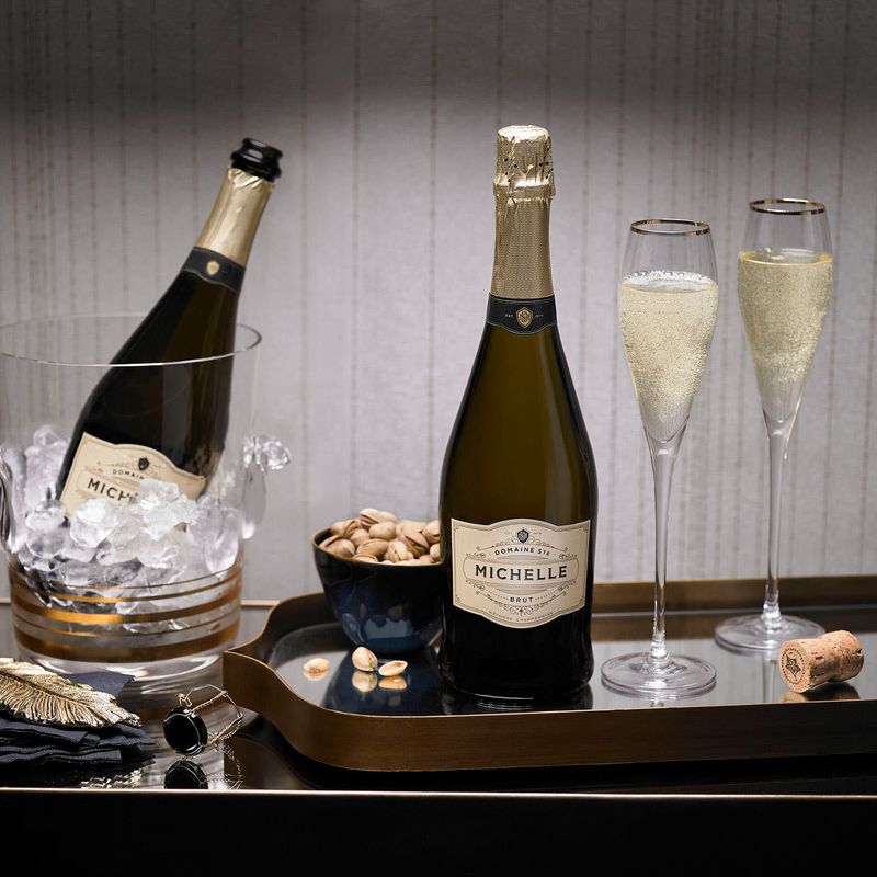 CH8352-Vinoteca-Espum-Michelle-Brut-750Ml-004.jpg