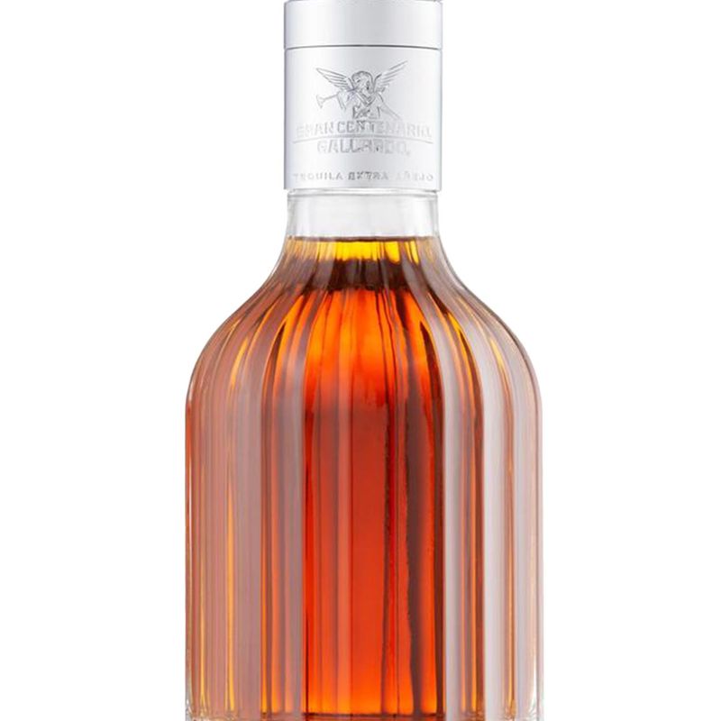 T7425-Vinoteca-Tequila-Gran-Centenario-Gallardo-Extra-750-ml-002.jpg