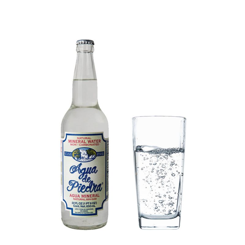A1021-Vinoteca-Agua-De-Piedra-Mineral-Sin-Gas-650-Ml-003.jpg