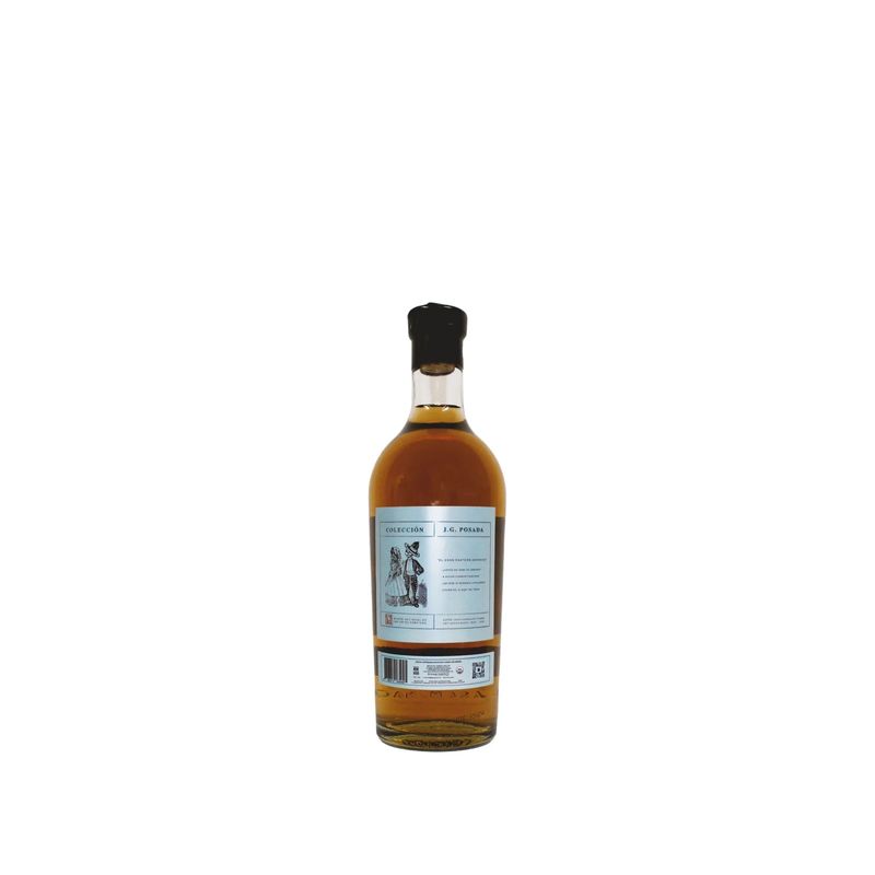 T7500-Vinoteca-Tequila-Casa-Emblema-Munag-Extra-Anejo-750-ml-002.jpg