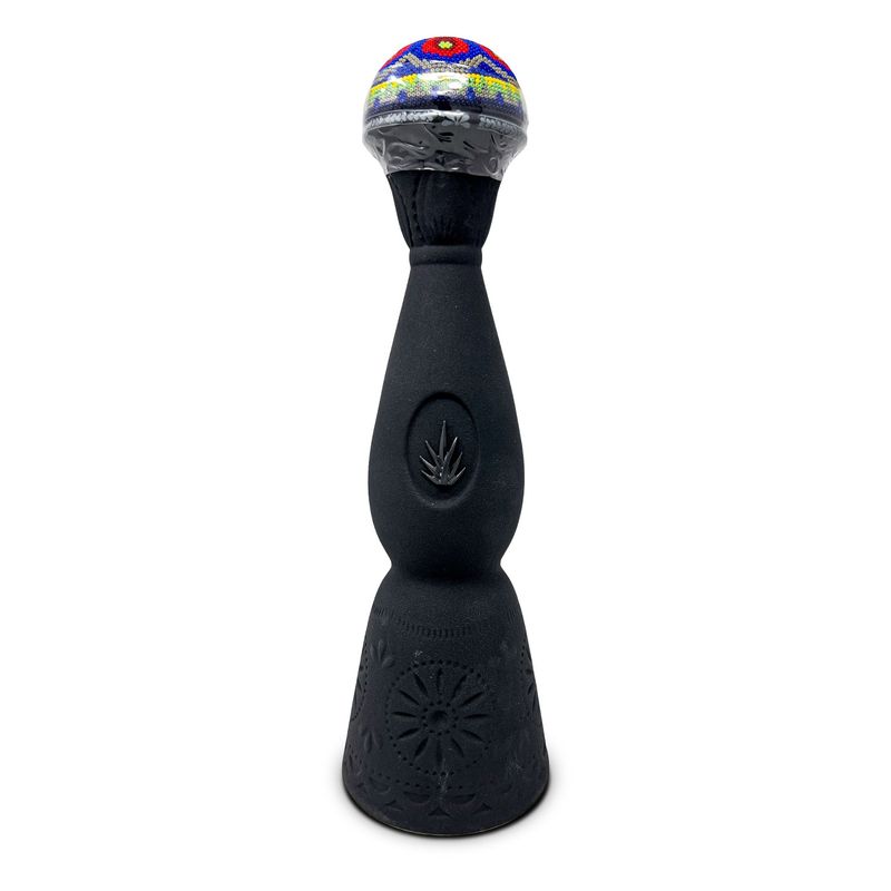 T28569-Vinoteca-Mezcal-Clase-Azul-750Ml-001.jpg