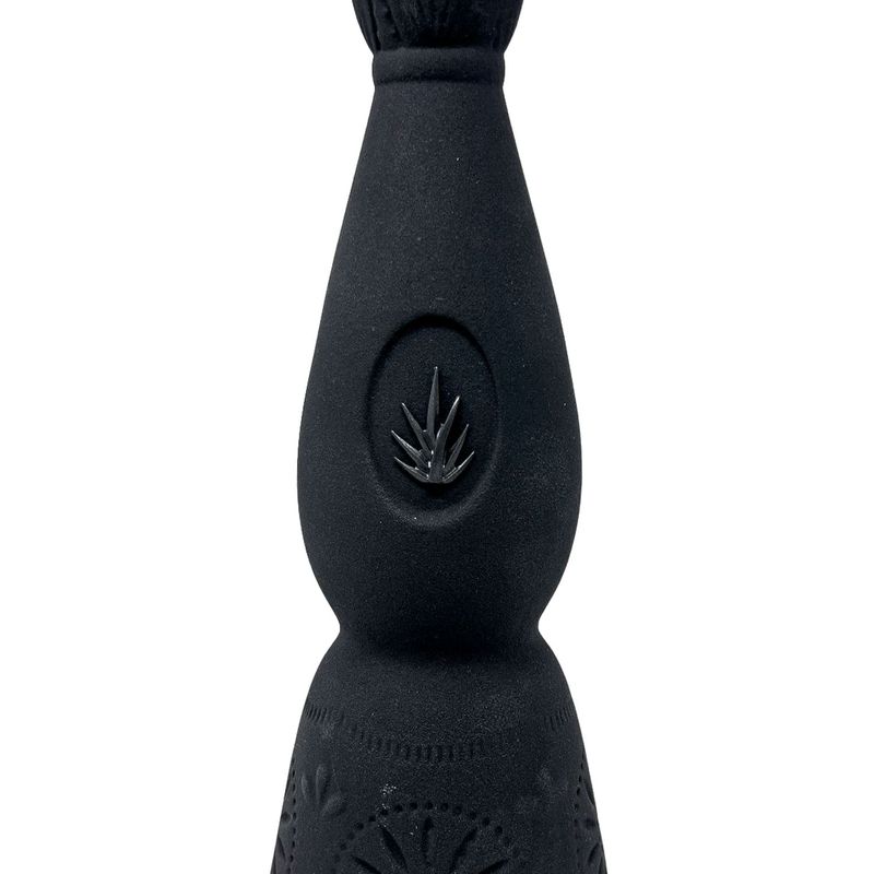 T28569-Vinoteca-Mezcal-Clase-Azul-750Ml-005.jpg