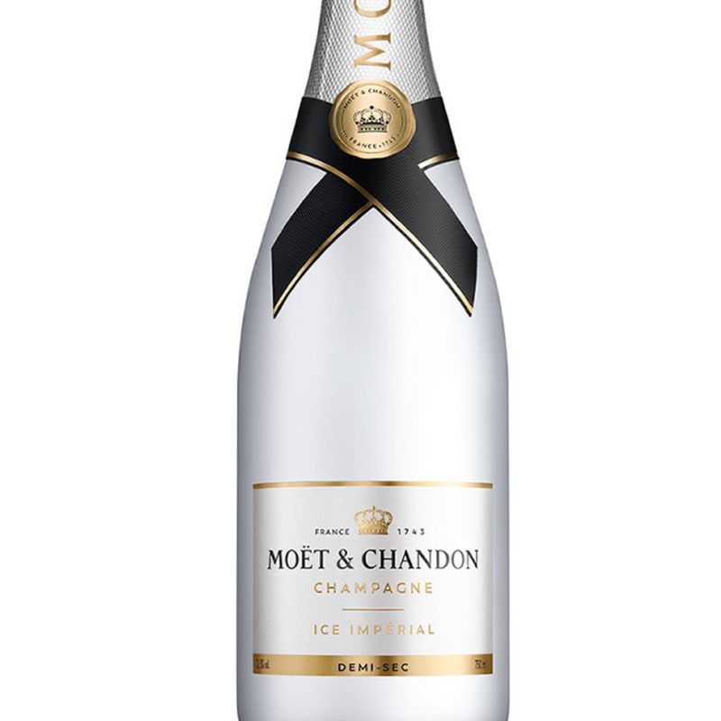 CH8280-Vinoteca-Champagne-Moet-Chandon-Ice-Imperial-750-ml-002.jpg