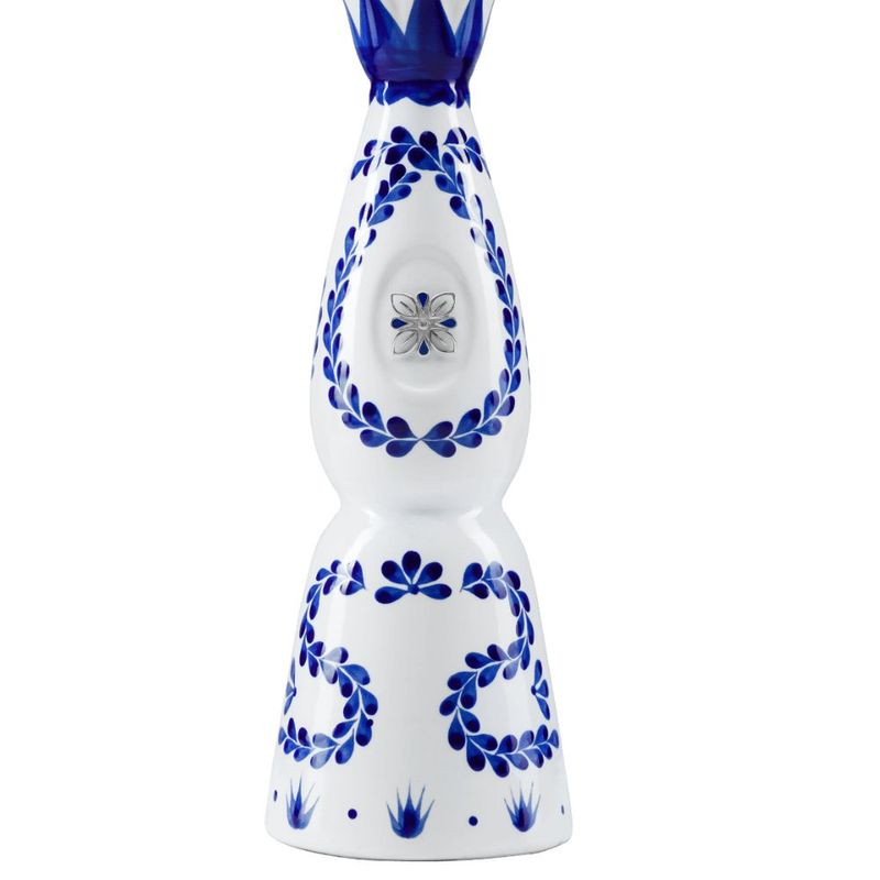 T27619-Vinoteca-Tequila-Clase-Azul-Reposado-750-ml-002.jpg